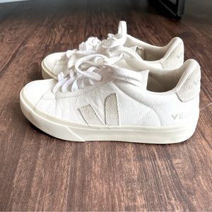 Veja sneakers size 35